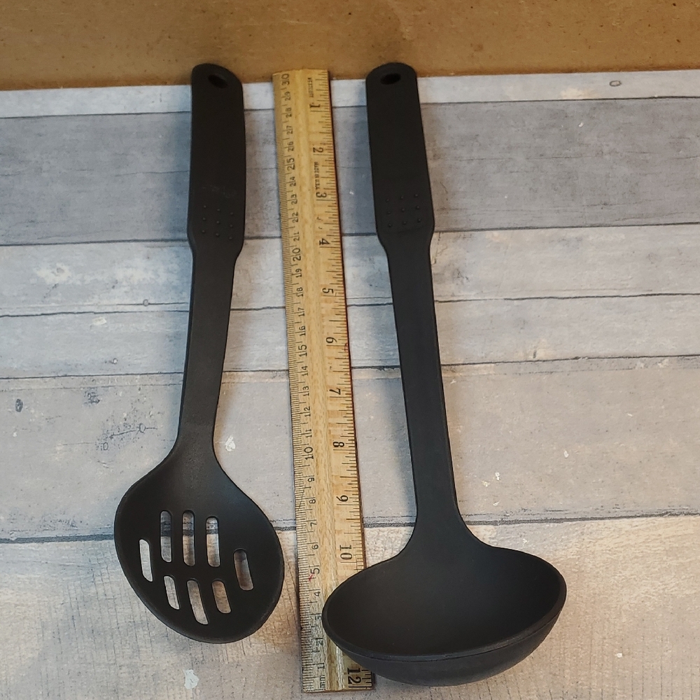 Prestige Black Kitchen Serving Ladle and Slotted Spoon Set